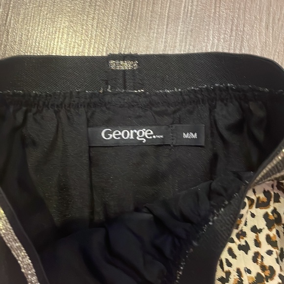 Leopard pleated skirt - Picture 4 of 5